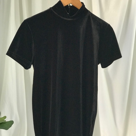 Dkny Tops - VTG DKNY Velvet Top